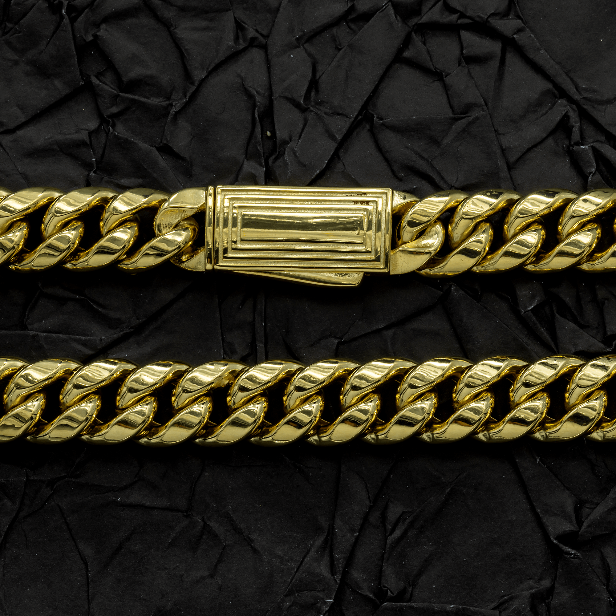 Clasp and side detail of 10K Yellow Gold Semi-Hollow Cuban Link Chain – 8mm Thick Lightweight Gold Chain