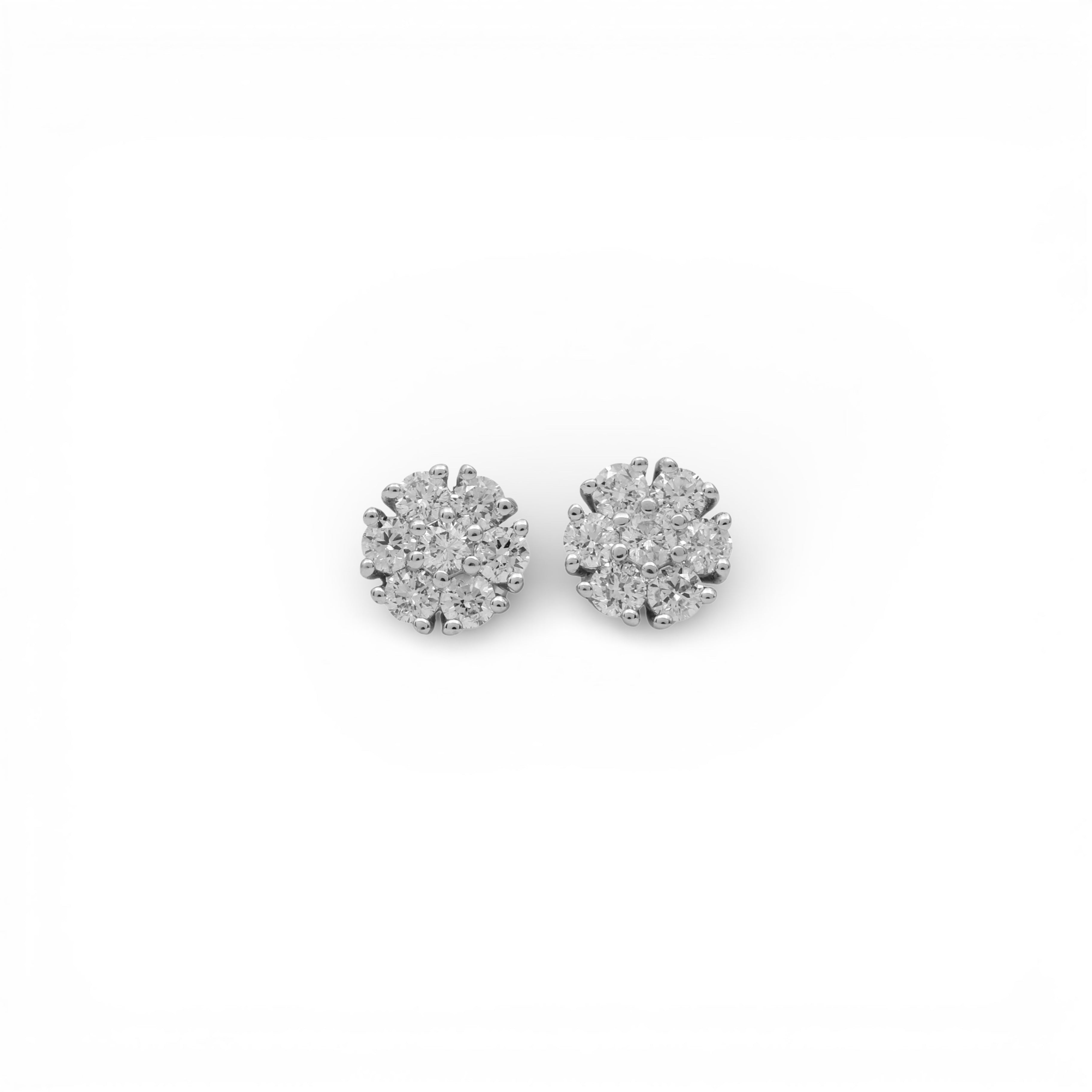 Pendientes de flores de oro blanco de 14 quilates con diamantes naturales de 0,70 quilates