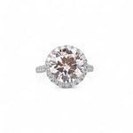 zoomed image of the diamond of White Gold 6.00 Carat Halo Engagement Lab Diamond Ring
