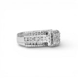 Anillo de compromiso con diamantes pavé de triple fila de oro blanco de 14 quilates y 4,50 quilates