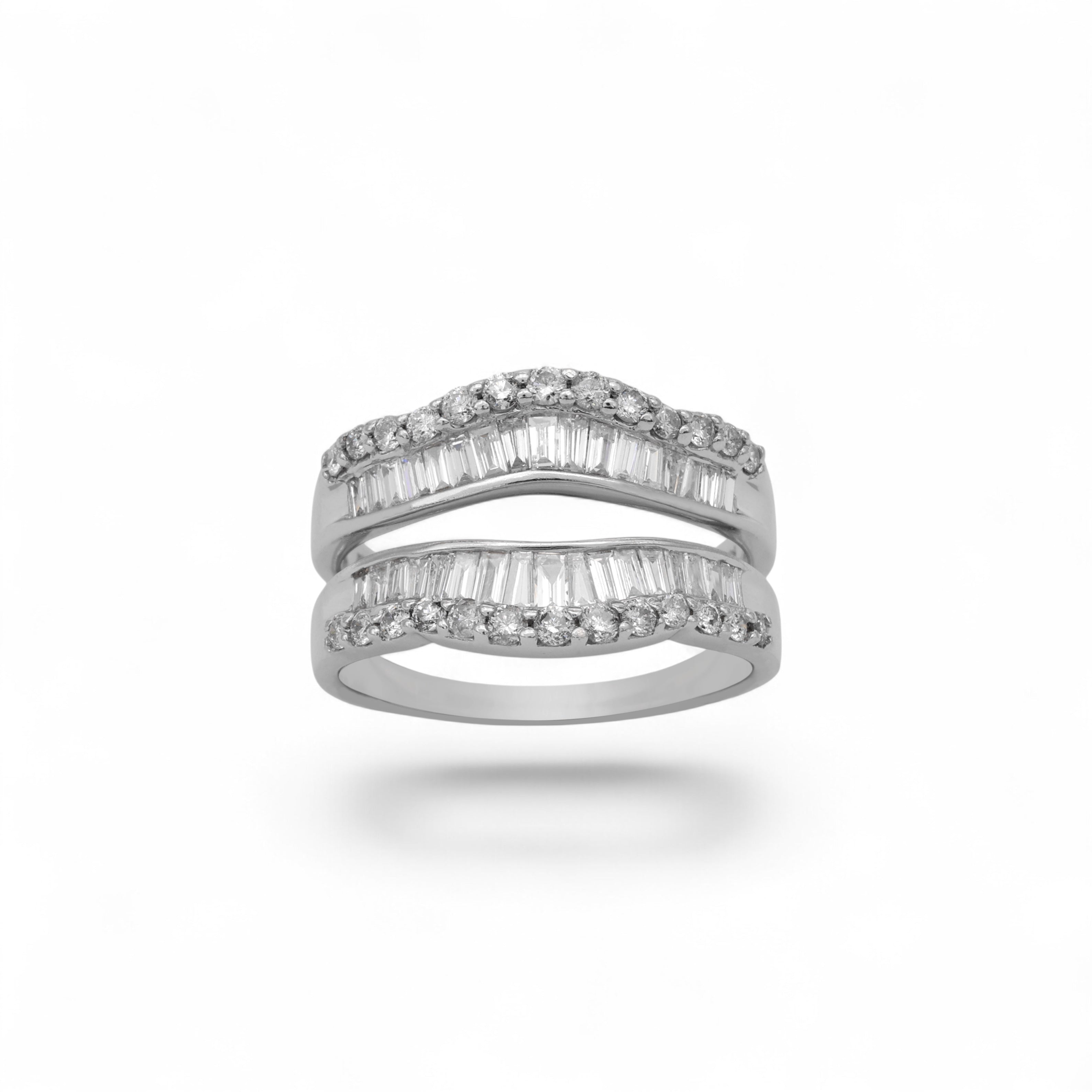 Anillo de oro blanco de 14 quilates con inserto de 2,00 quilates y diamantes