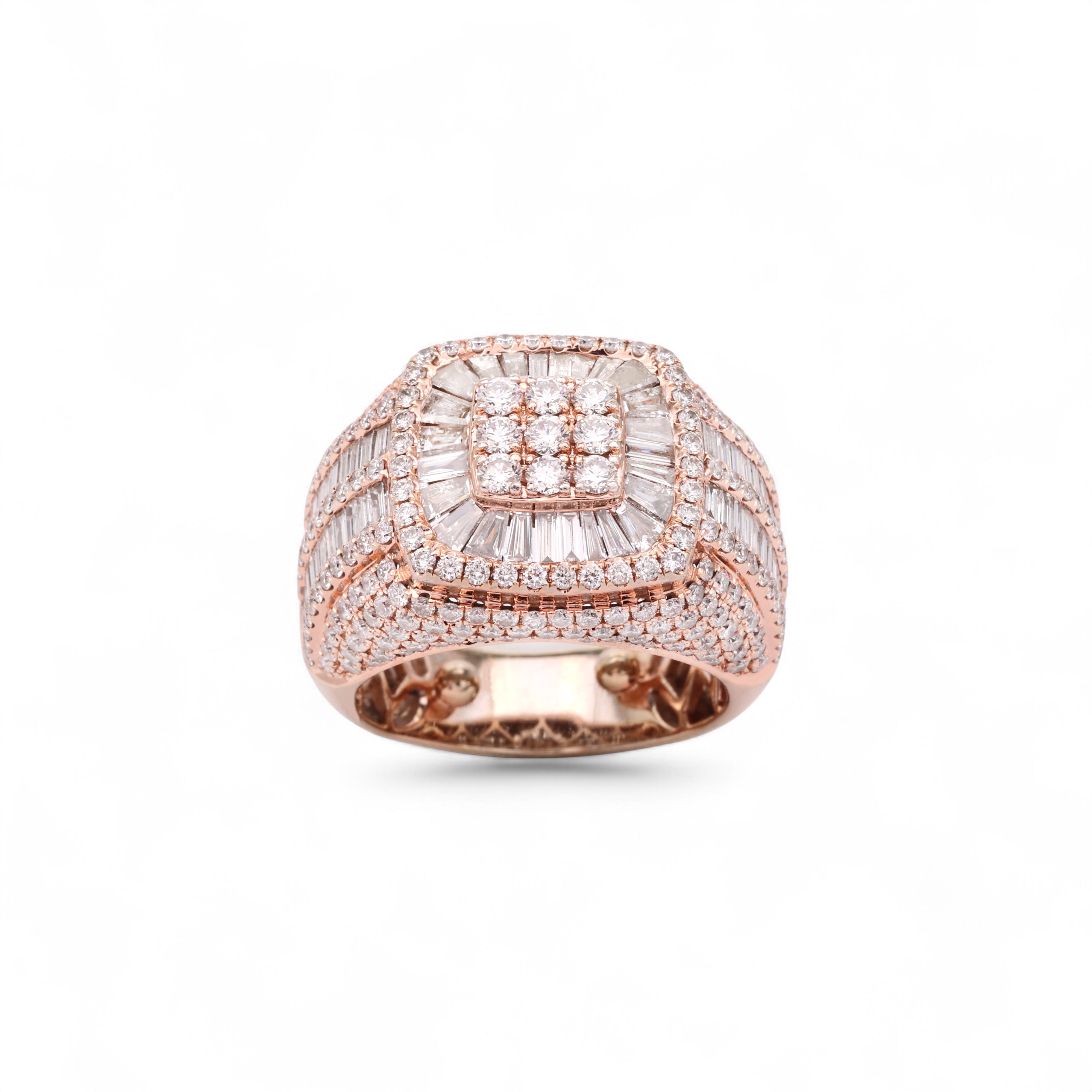Anillo de diamantes con halo cuadrado de 4,50 quilates de oro rosa de 14 quilates